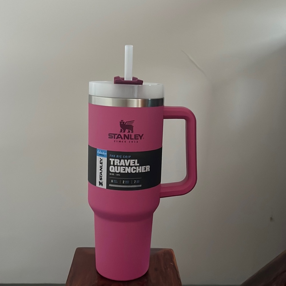 Stanley 40 oz. Adventure Quencher Tumbler (Azalea)